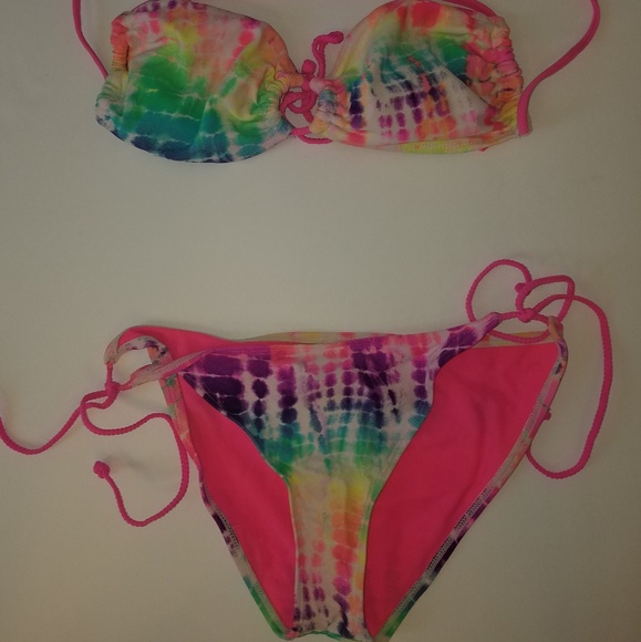 Joe Boxer Other - Tie-dye string bikini M top M bottom